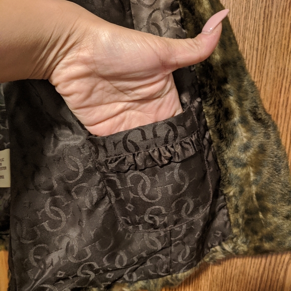 GUESS Leopard Print Jacket - Picture 7 of 12